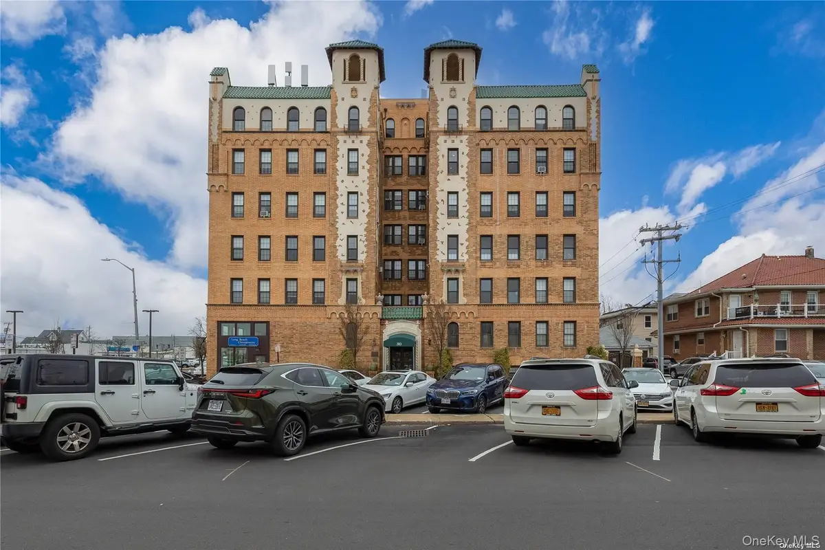 310 Riverside Boulevard #G2, Long Beach, NY 11561 - Image #1