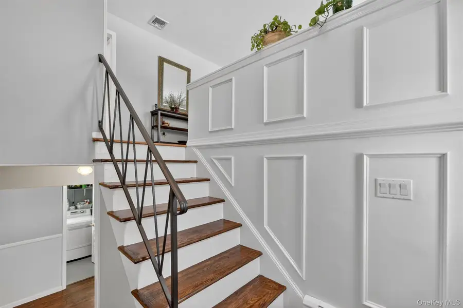 115 Old Pascack, Pearl River, NY 10965 - Image #2