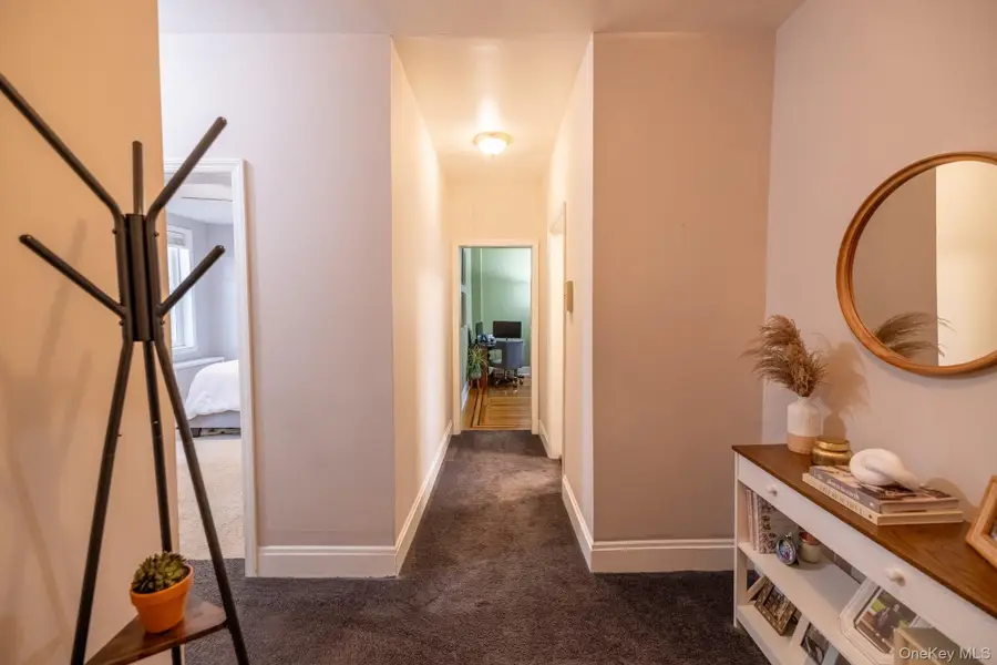 185 Atlantic Avenue #B8, Lynbrook, NY 11563 - Image #2