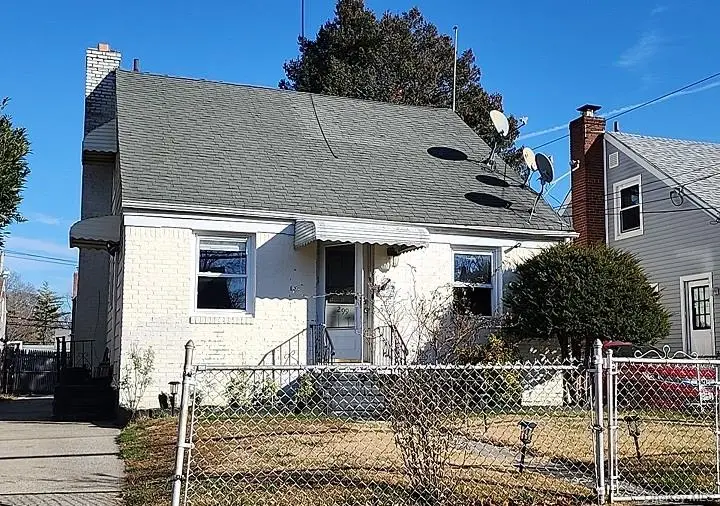 299 Locust Avenue, Uniondale, NY 11553 - Image #2