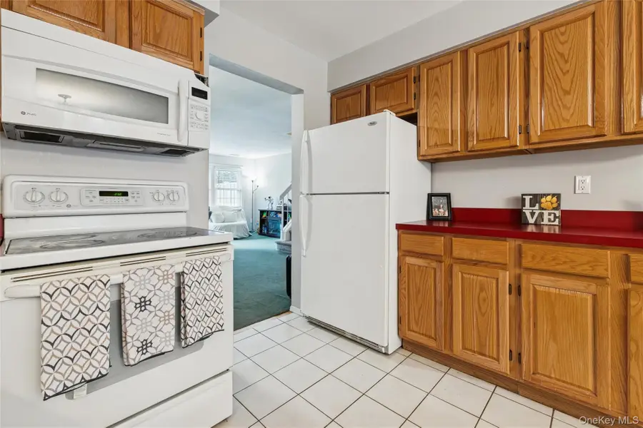 15 Gazebo Lane, Holtsville, NY 11742 - Image #3