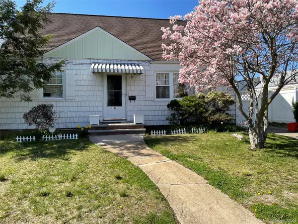 1134 S Everett Street, Valley Stream, NY 11580