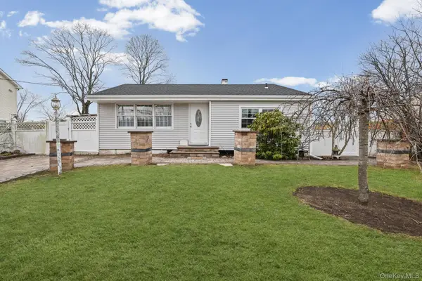 186 Westwood Drive, Brentwood, NY 11717