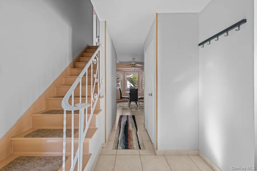 1 Lange Court, Melville, NY 11747 - Image #3