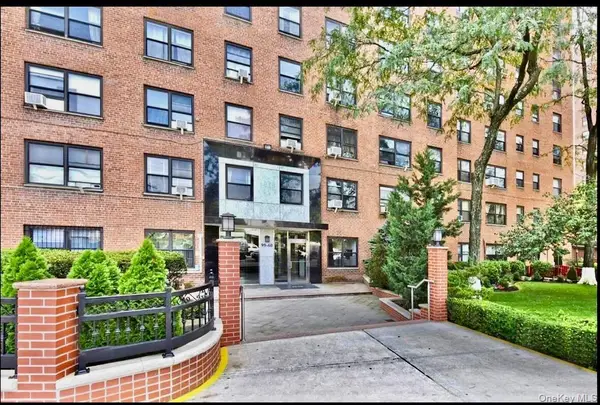 99-60 63 Road #7Q, Rego Park, NY 11374