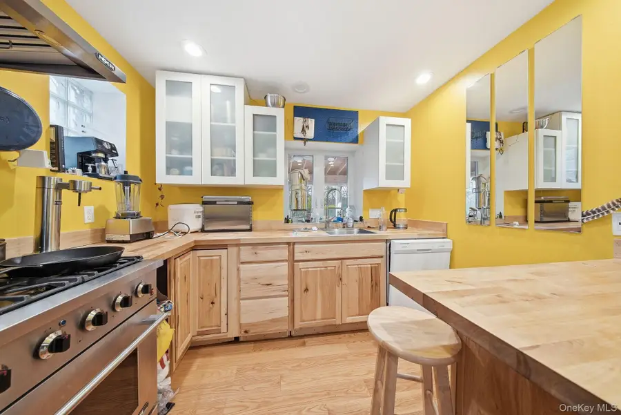 52 Martins Road, Huguenot, NY 12746 - Image #2