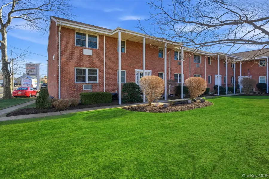 297 Merrick Road #D 1, Amityville, NY 11701 - Image #3