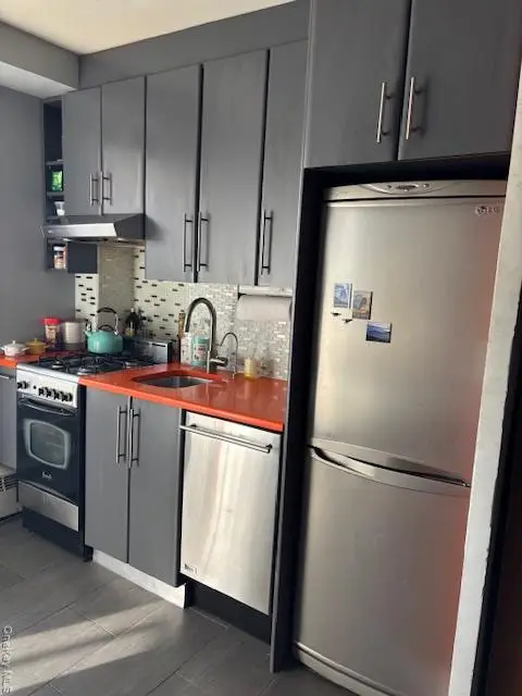 97-10 62 Drive #12-N, Rego Park, NY 11374 - Image #2