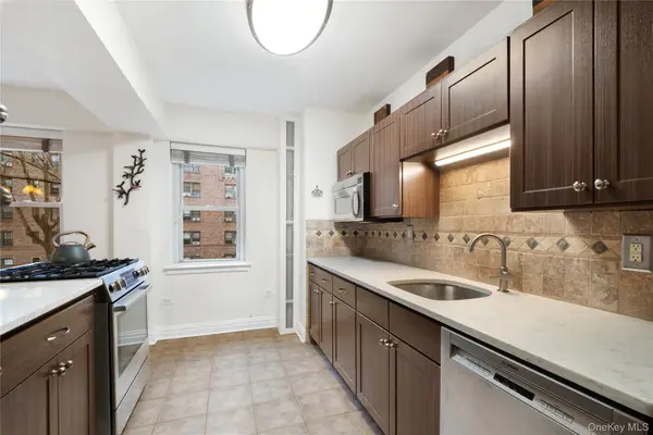 235 Garth Road #E2A, Scarsdale, NY 10583