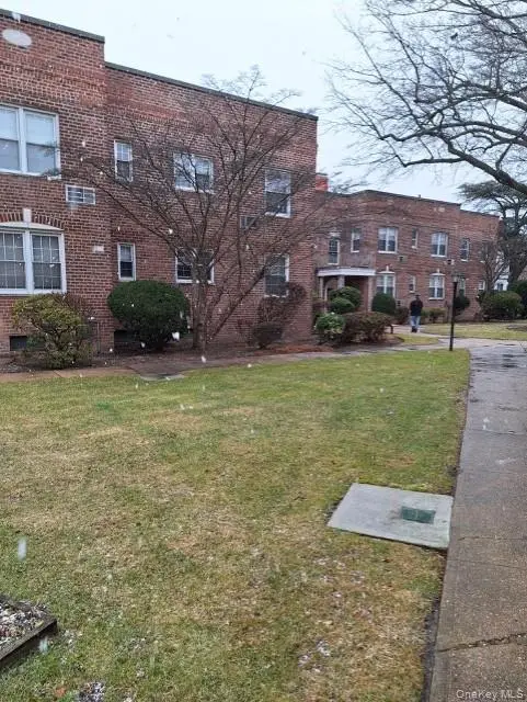 250 Central Avenue #E218, Lawrence, NY 11559 - Image #3