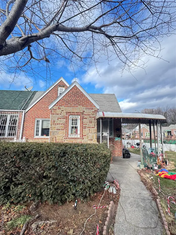 7291 Calamus Avenue, Woodside, NY 11377