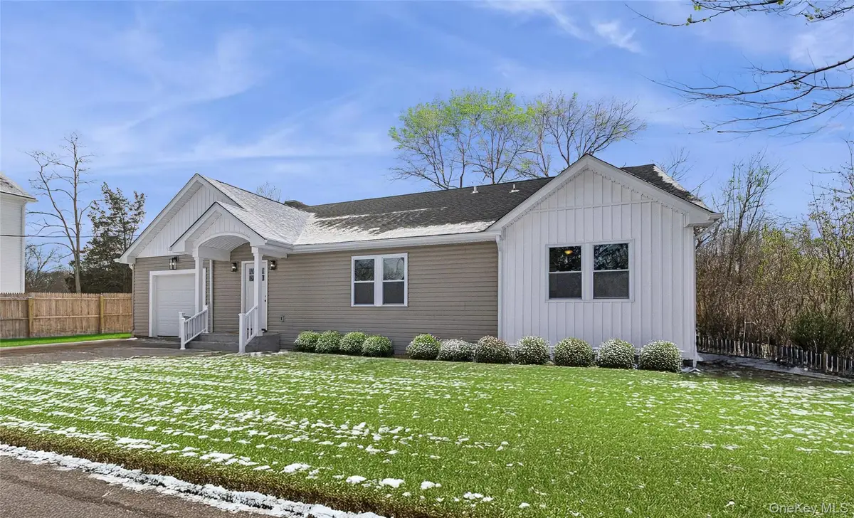 911 Ostrander Avenue, Riverhead, NY 11901 - Image #1