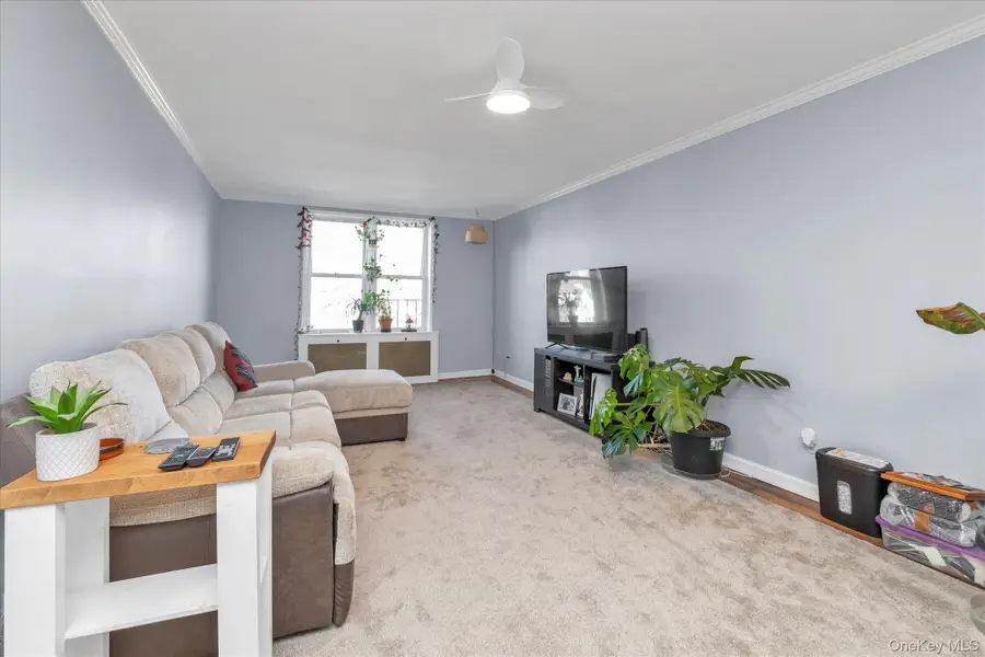 44-20 Douglaston Parkway #6B, Douglaston, NY 11363 - Image #2