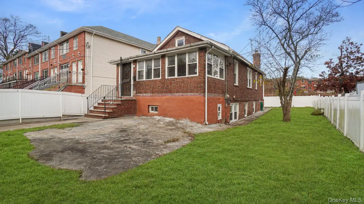 3412 Hunter Avenue, Bronx, NY 10475 - Image #1