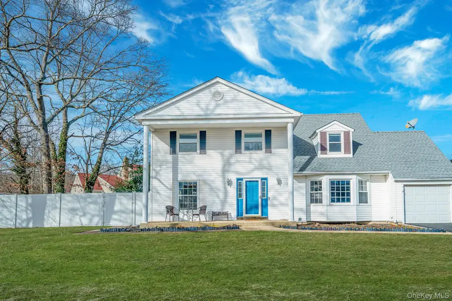 3 Mount Marcy Avenue, Farmingville, NY 11738 - Image #2