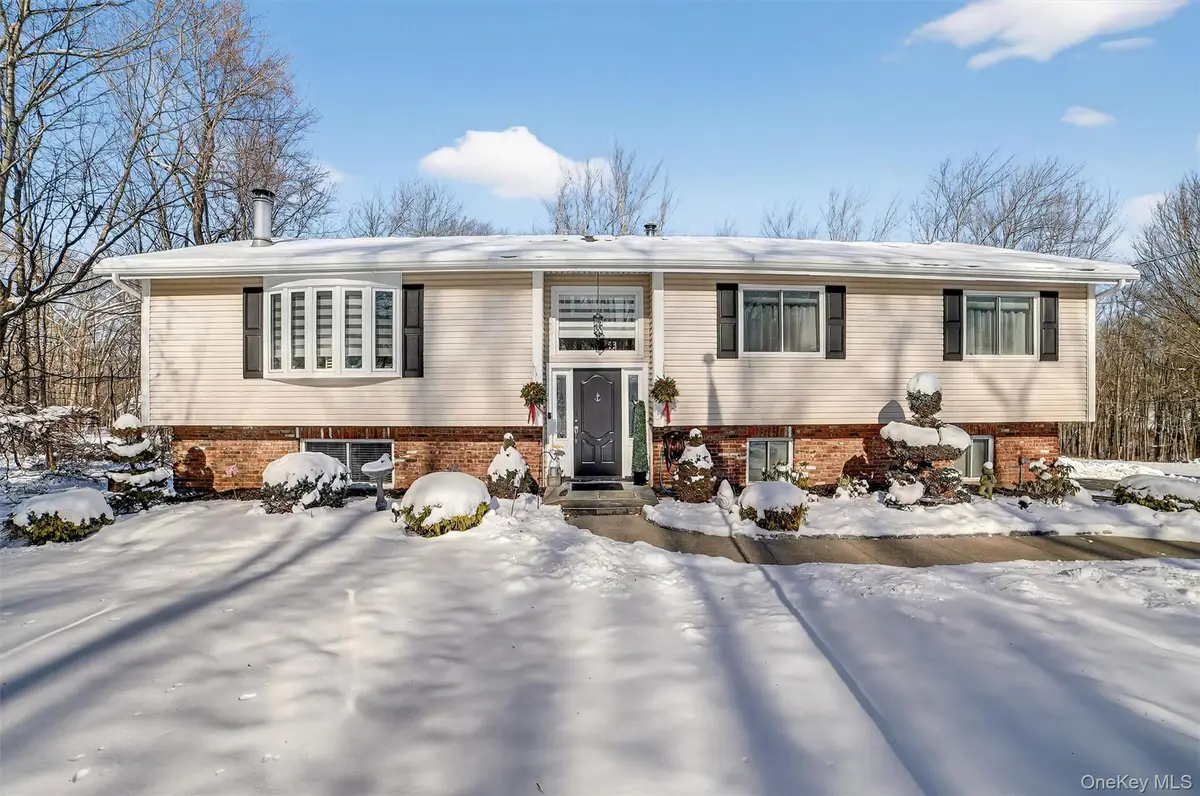 13 Watergate Drive, Amawalk, NY 10501 - Image #1