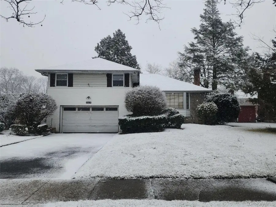 840 Sharon Lane, Westbury, NY 11590 - Image #2