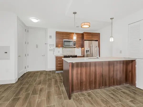 701 Ridge Hill Boulevard #1D, Yonkers, NY 10710