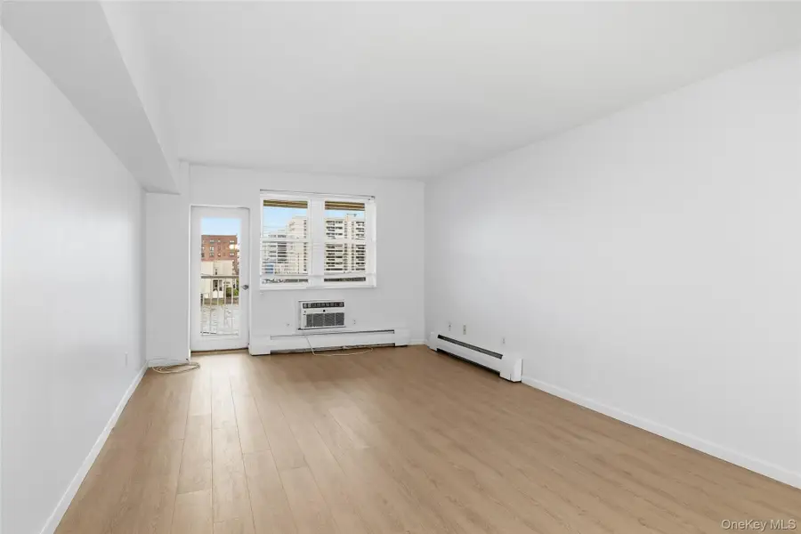 55 Monroe Boulevard #2L, Long Beach, NY 11561 - Image #3