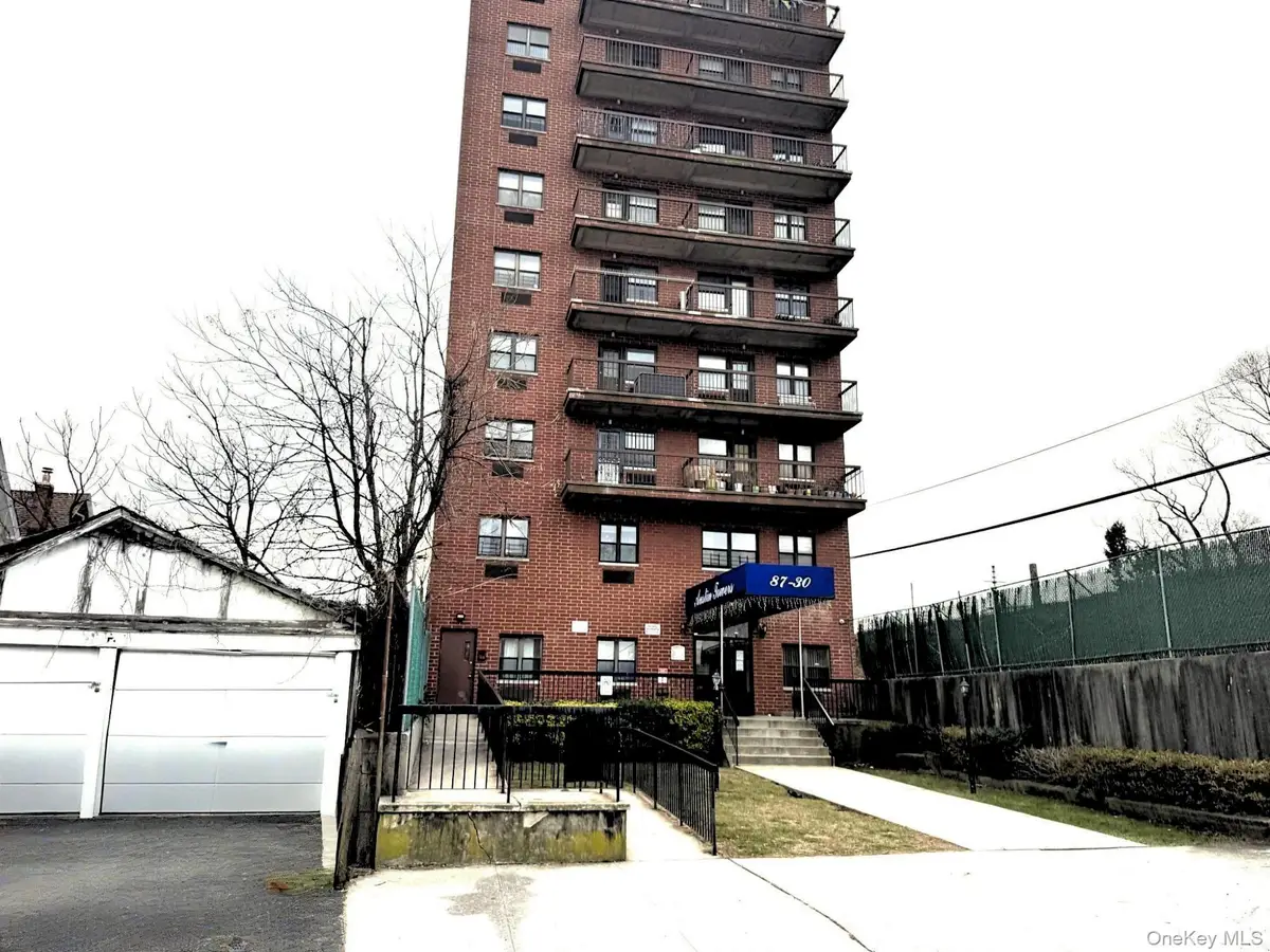 8730 62nd Avenue #3G, Rego Park, NY 11374 - Image #1