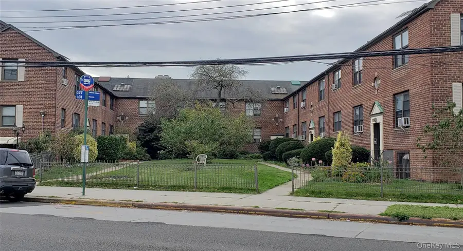 20206 Rocky Hill Road #C1, Bayside, NY 11361 - Image #2