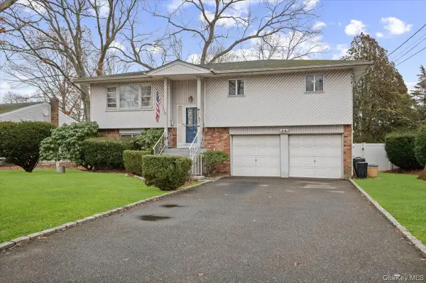 1131 Udall Road, Bay Shore, NY 11706