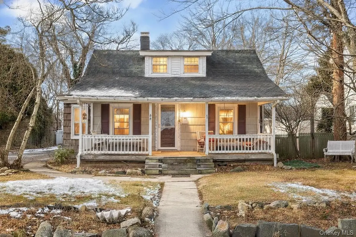 29 Richmond Avenue, Amityville, NY 11701 - Image #1