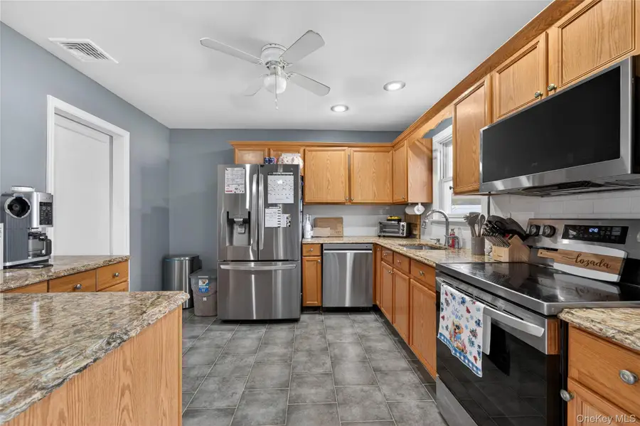 29 Rush Street, Terryville, NY 11776 - Image #2