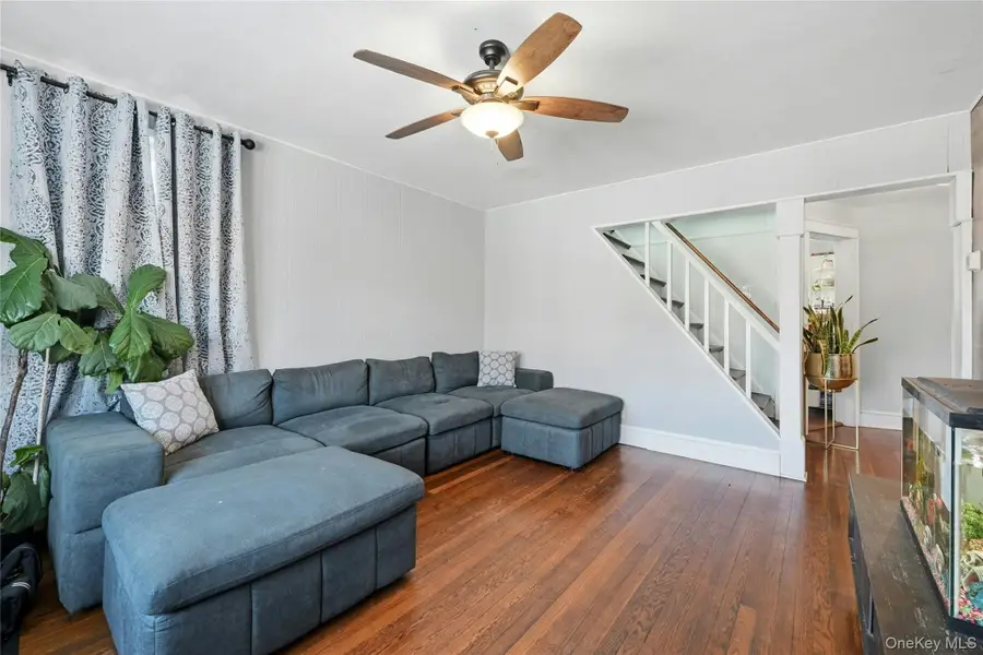 12 Charles Street, Bay Shore, NY 11706 - Image #2