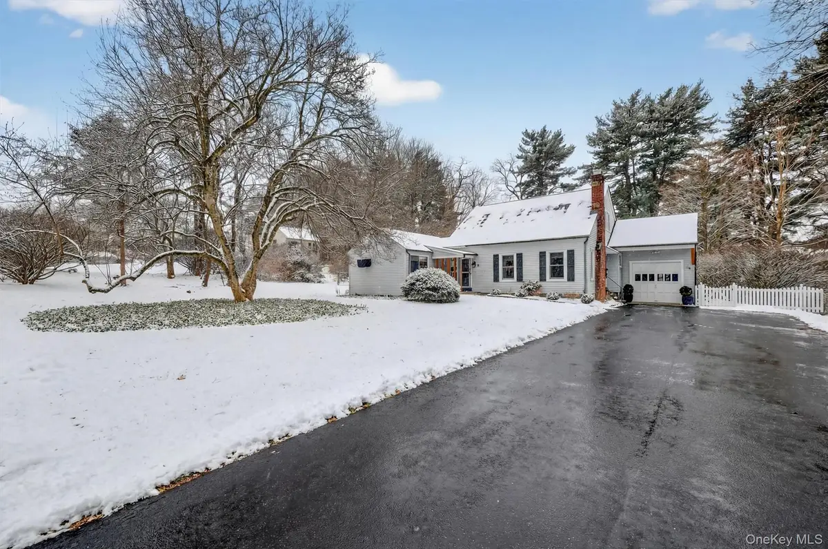 36 Vassar View Road, Poughkeepsie, NY 12603 - Image #1