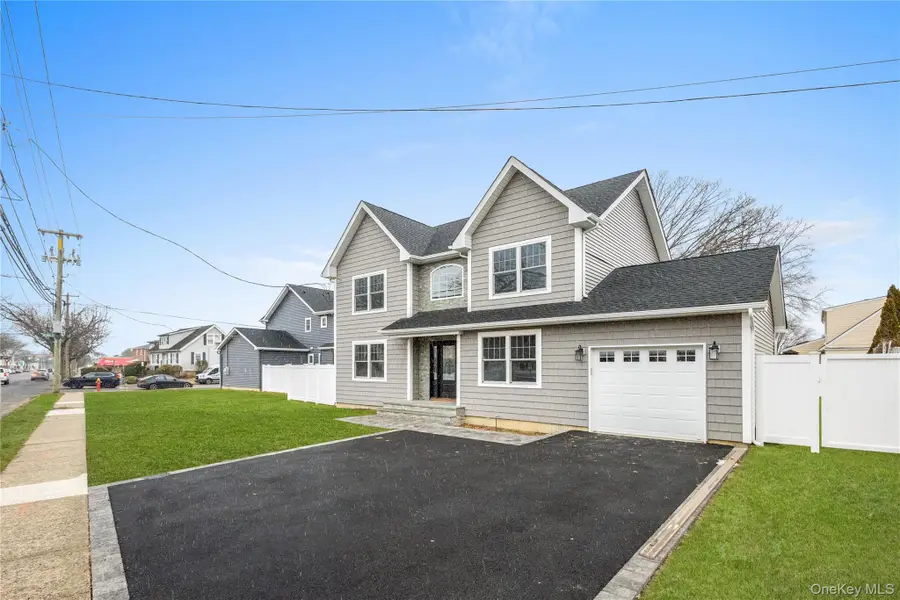 961 N Broadway, Massapequa, NY 11758 - Image #2