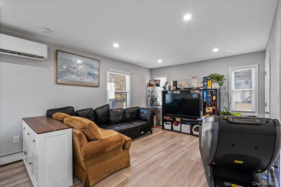 57 Pond Lane, Levittown, NY 11756 - Image #3