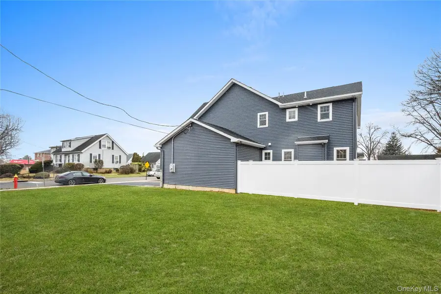 199 N Elm Street, Massapequa, NY 11758 - Image #2