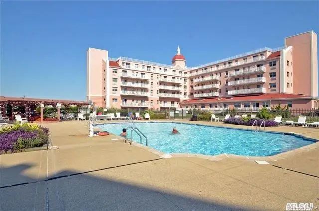 2 Richmond Road #3a, Lido Beach, NY 11561 - Image #2