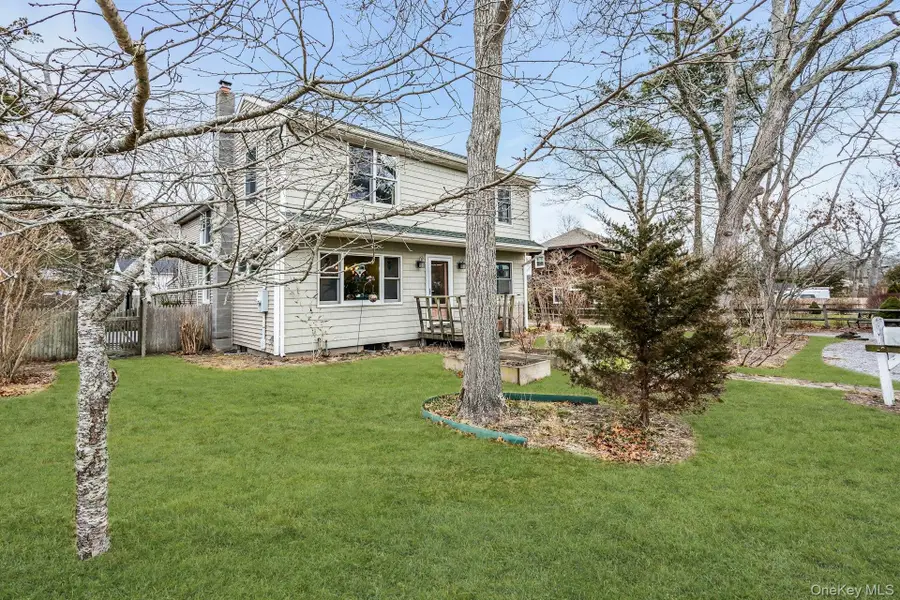 8 Ocean Avenue, Hampton Bays, NY 11946 - Image #2