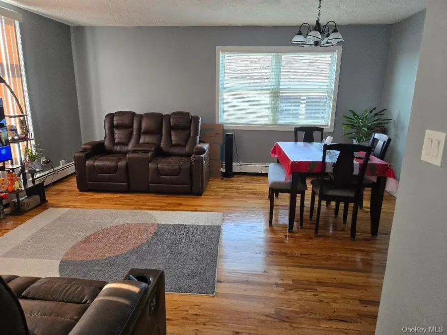 1005 Broadway, Westbury, NY 11590 - Image #2