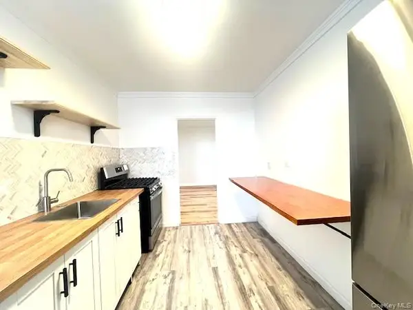 2287 Mott Avenue #6D, Far Rockaway, NY 11691