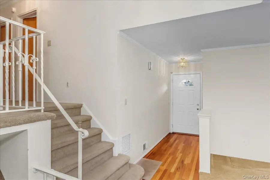 2493 Lloyd Court, North Bellmore, NY 11710 - Image #2