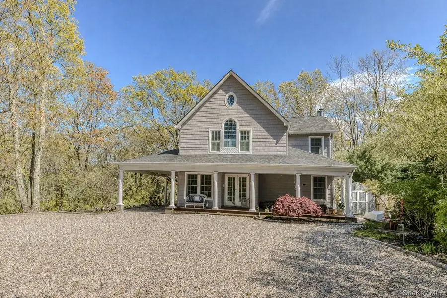 2 Walnut Avenue, Setauket, NY 11733 - Image #3