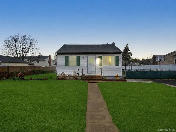 246 15th, West Babylon, NY 11704