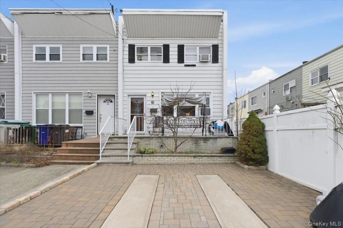 192 Huntington Avenue, Bronx, NY 10465 - Image #1