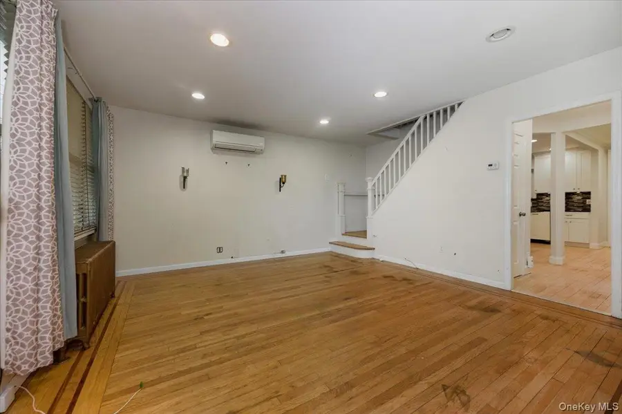 22 Sunset Trail #22, Bronx, NY 10465 - Image #3