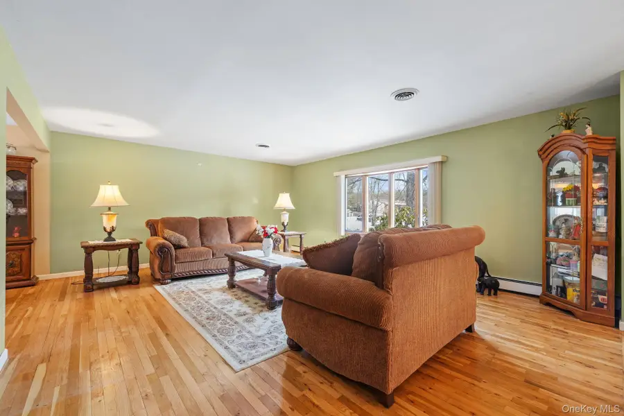 38 Haller Crescent, Spring Valley, NY 10977 - Image #3
