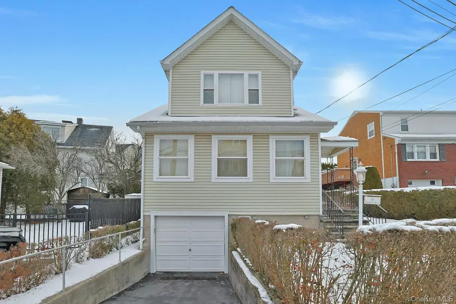 16 Richardson Place, Eastchester, NY 10709 - Image #2