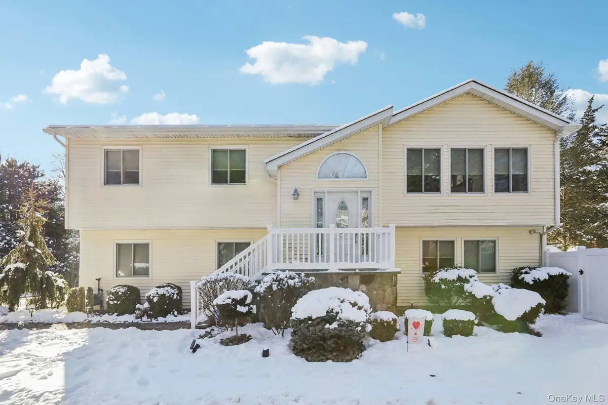 4 Austin Way, Tappan, NY 10983 - Image #1