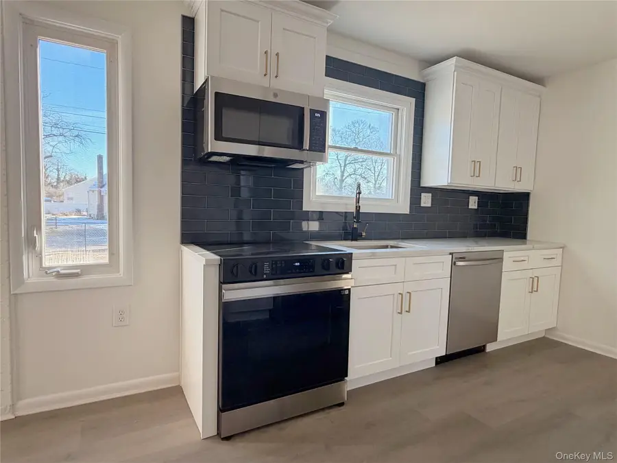 20 Bogota Road, Mastic Beach, NY 11951 - Image #3