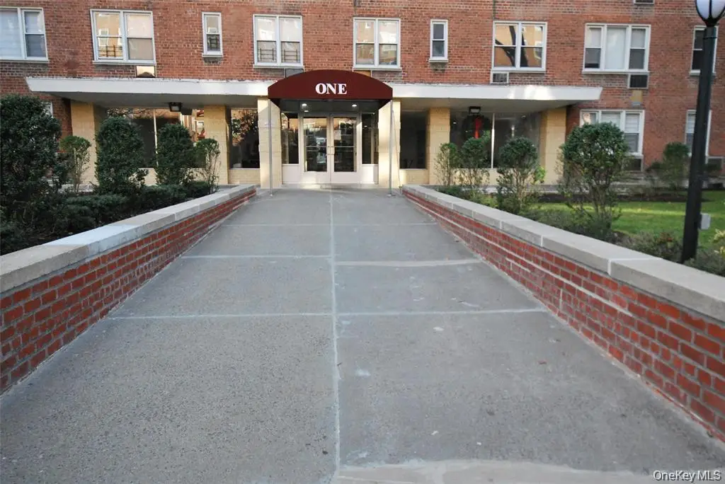 1 Sadore Lane #4O, Yonkers, NY 10710 - #1