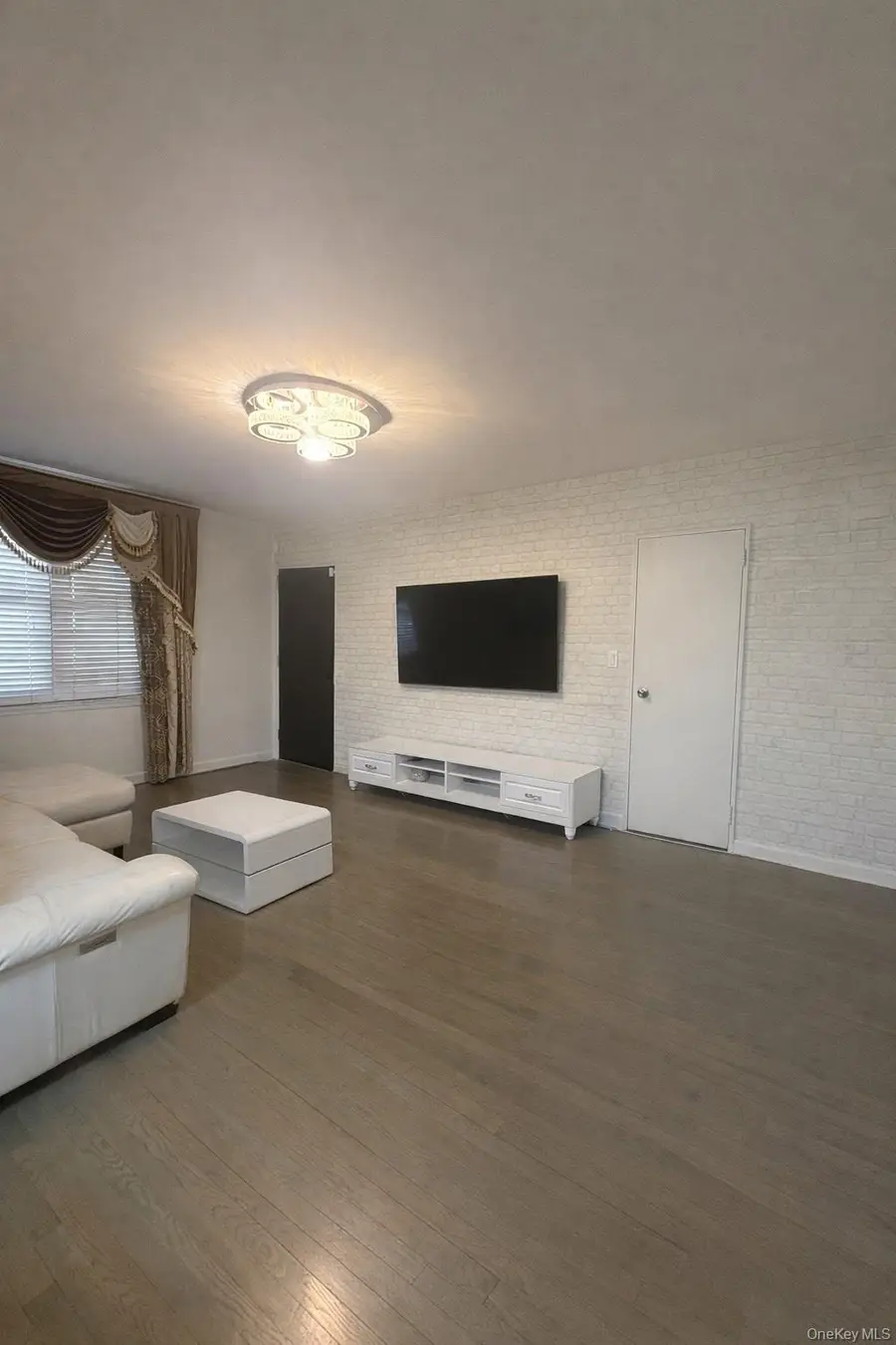 135-02 Jewel Avenue #A, Flushing, NY 11367 - Image #3