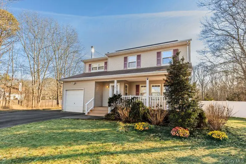 4 Sheila Court, Manorville, NY 11949 - Image #1