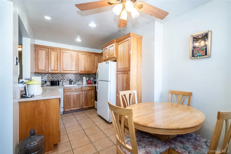 2544 Hollers Avenue, Bronx, NY 10475 - Image #2